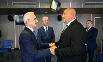 Борисов пред турския министър на транспорта: Нужно е облекчаване на граничните процедури и увеличаване на капацитета на ГКПП