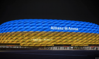 Германският Байерн Мюнхен ще освети стадиона си Алианц Арена с