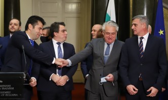 Депутати от опозицията обявиха личните си мотиви да гласуват против