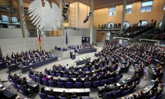 Германският Бундестаг одобри доставките на немско тежко оръжие за Украйна