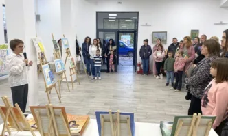 Изложба в рамките на проект Историите на мама в Луковит