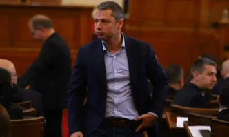 Инструктирал ли е Асен Василев Министерство на енергетиката и Булгаргаз