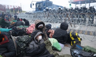 Беларус беше обвинен в изтласкване на мигранти към границата в