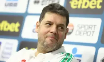 Селекционерът на националния отбор по волейбол Пламен Константинов говори пред