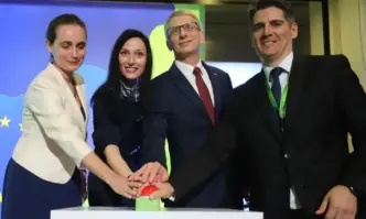 Всички сме свидетели на момент който е единствен който е