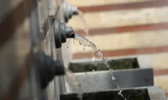 Авария спря водоподаването към централната градска част на Перник Преустановено