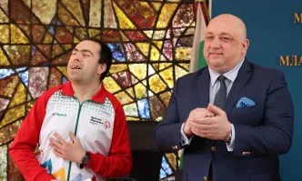 Министър Кралев изпрати българските атлети на Световните летни игри Спешъл Олимпикс