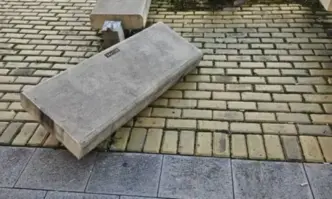 Реалността Васил Терзиев в триъгълника на властта Буквално на метри