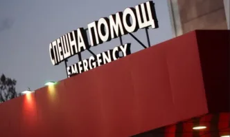 Колоездачът от Джиро д’Италия пострадал при тежкото падане край Велико