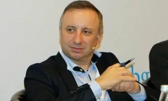 Тихомир Тошев: Не теглете нови кредити за обслужване на стари
