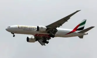 Базираната в Дубай компания Emirates съобщи че отменя полети до