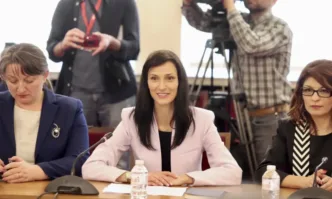 На България ѝ отива да има жена министър председател Ние в