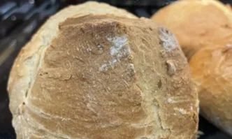 Скоро хлябът ще струва между 3 3 5 лв предупреди  Цената на брашното