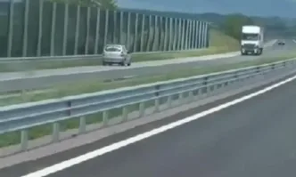 Поредно безумие на пътя: Шофьор кара в насрещното на АМ Тракия - (ВИДЕО)
