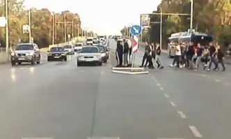 Правилата за движение и загубените животи по столичните улици булеварди