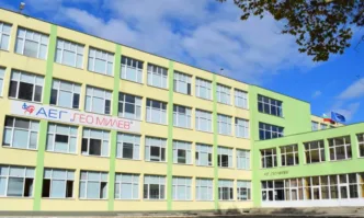 Два екипа от Центъра за спешна медицинска помощ в Бургас