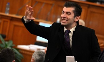 Всички висши назначения в държавната администрация ще минават на одобрение