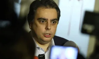 Асен Василев стана хит в Тик Ток хванат в крачка