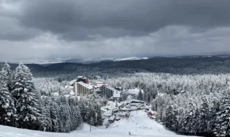 Хотелиерите в зимните курорти настояват държавата да им поеме част
