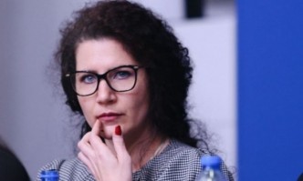 Депутатите решиха да изслушат вицепремиера Калина Константинова във връзка със