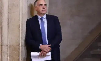 Процесите са извън релсите Виждаме пълния разпад на политическата класа