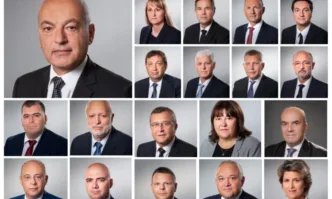 Президентът Румен Радев обяви имената на министрите в новия служебен