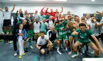 Лудогорец пак е в Лига Европа след 4:1 над Шкендия