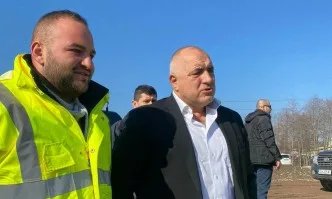 Премиерът инспектира строителството на Околовръстното в София