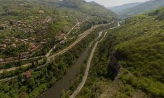 Наблюдава се известно увеличение на дебита на водоизточника който захранва