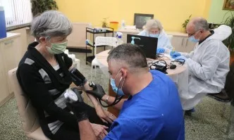 Започна ваксинацията в домовете за възрастни хора в София