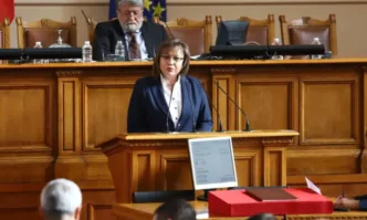 Освен че ни откраднахте програмата искате да ни откраднете и