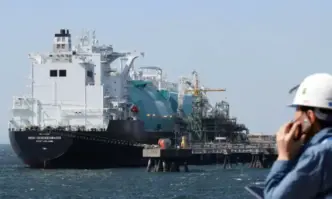 Катар спря изпращането на танкери за втечнен природен газ  през