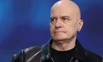 Кола на НСО в която са се возили съпредседателят на