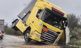 Без редакторска намеса НЕуважаеми членове на УС на АПИ искам