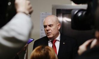 Обвинител номер едно отново припомни че отдавна не се образуват