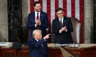 Президентът Доналд Тръмп призова Гренландия да избере да се присъедини