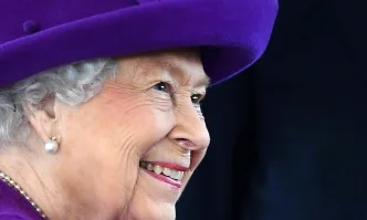 Елизабет II похарчила колосална сума за коледните си подаръци