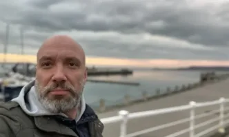 Актьорът Захари Бахаров подкрепи колегата си Юлиан Вергов в социалните