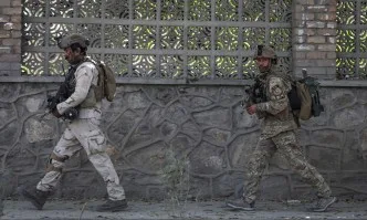 Ранени при взрив и стрелба в университета в Кабул