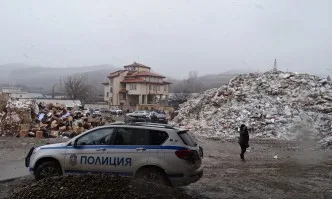Прокуратура, полиция и РИОСВ влязоха принудително във Феникс-Дупница