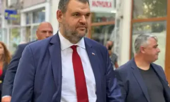 Делян Пеевски: Решението за оставка е лично на Карадайъ