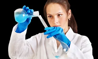 България е на второ място в ЕС по брой жени в науката