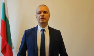 Костадинов и депутатите му няма да пускат ПП и ДБ