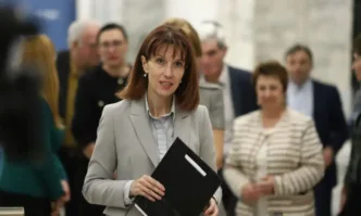 Централната избирателна комисия обяви тази вечер окончателните резултатите и мандатите