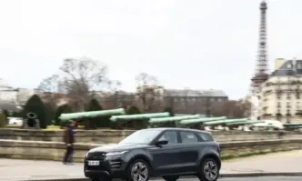 Гласоподавателите в Париж подкрепиха в неделя предложението на социалистката кмет