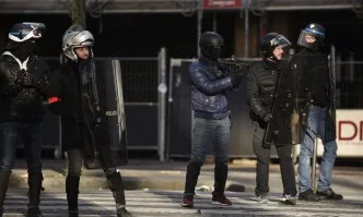 Във Франция задържаха терорист, планирал атака в България