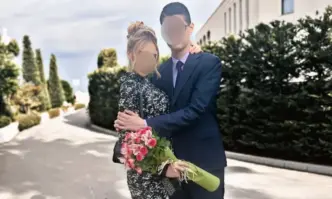 Странен хайп завладя стените и групите на част от феновете