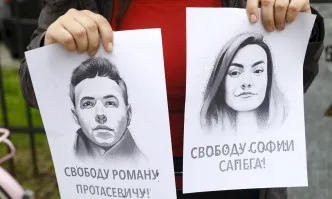 Семействата на Роман Протасевич и София Сапега се опасяват от насилие върху тях