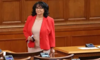 Теменужка Петкова към ПП: Ако искате да бъдете трайно в политиката, не смятайте, че всичко започва и свършва с вас