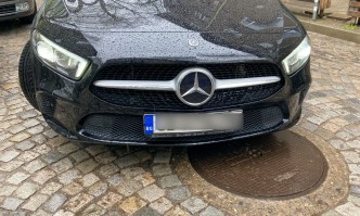 От профила във Фейсбук на фотографа Фелия БарухСедя си аз